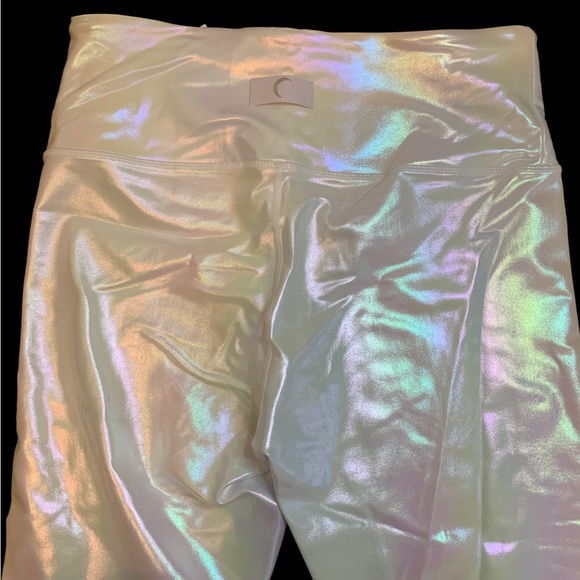 Zyia white unicorn luxe 7/8 24” leggings NWT - Picture 7 of 7